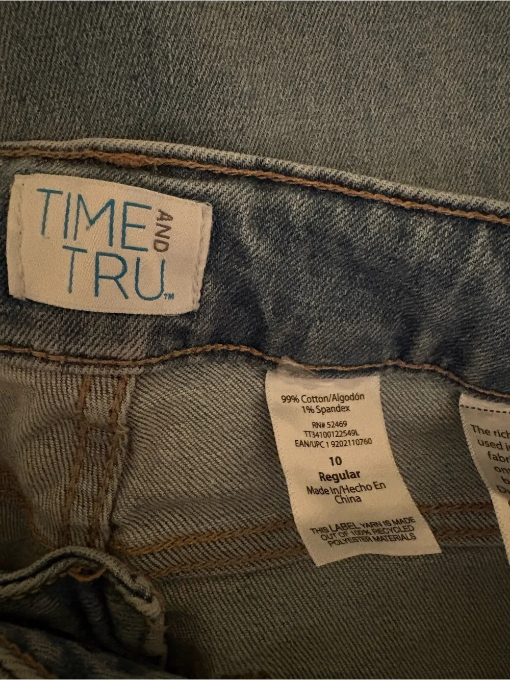 Time and Tru Light Blue Ankle Crop Jeans
